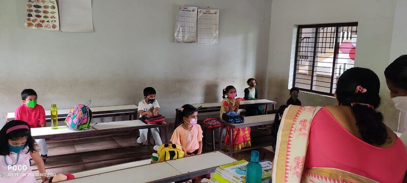 പ്രമാണം:18402 praveshanolsavam 2021-22 12.jpg