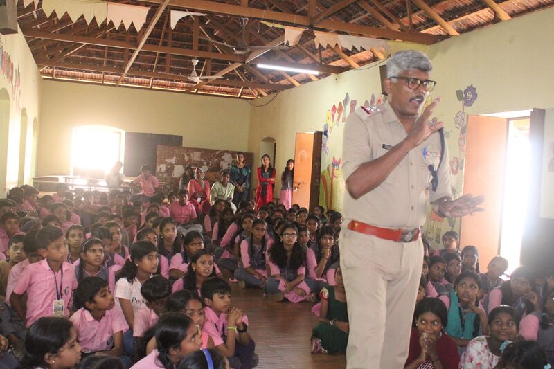 പ്രമാണം:21909-traffic rules -04.06.2025 (2).jpg