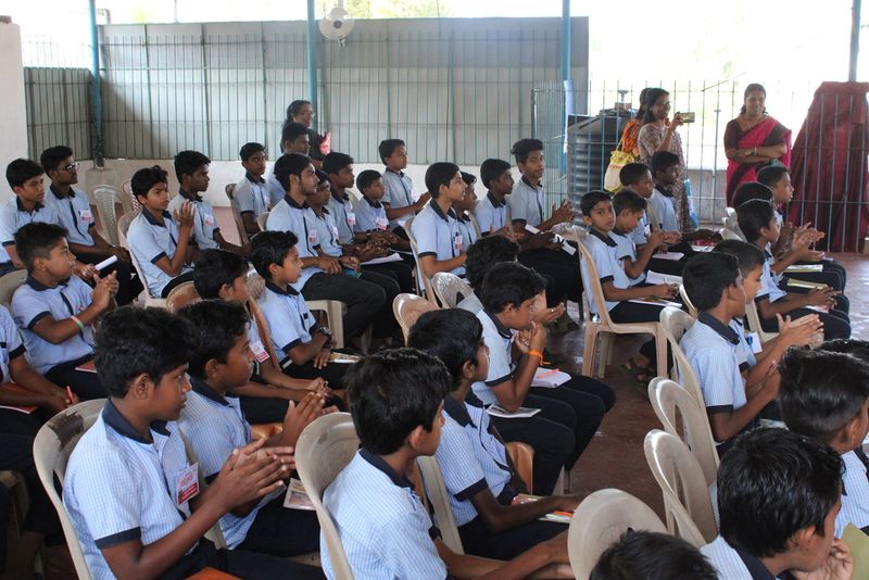 പ്രമാണം:26056 നൈതികം4.JPG