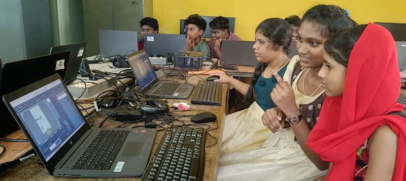 പ്രമാണം:29010 camponam3.jpg