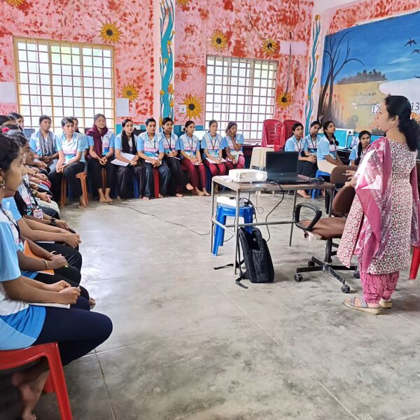 പ്രമാണം:42014 2024-27.jpg