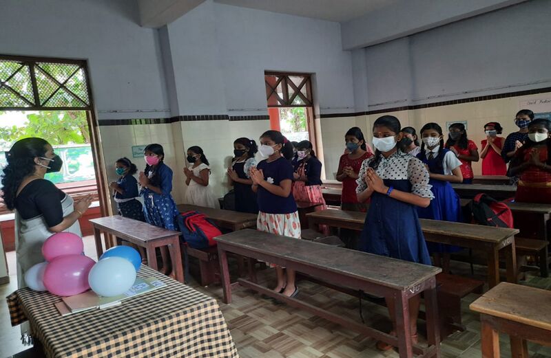 പ്രമാണം:BS21 KNR 13006 5.jpg