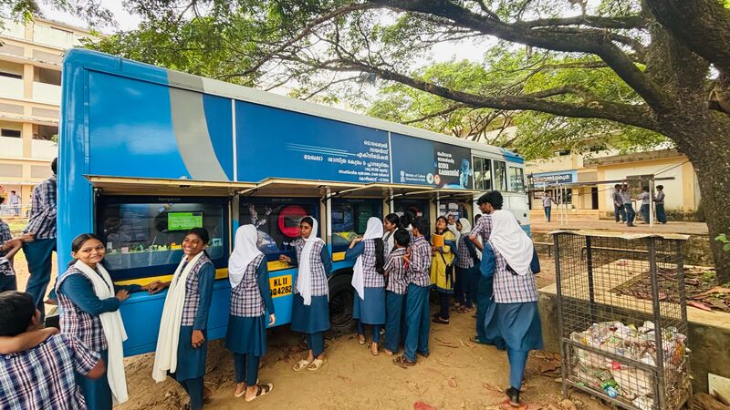 പ്രമാണം:19013 SE3.jpg