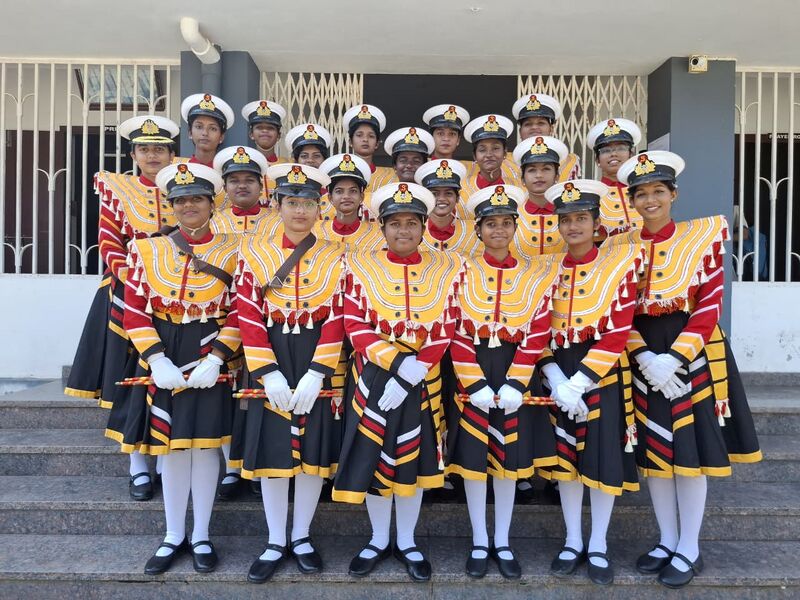 പ്രമാണം:36046 band.jpeg