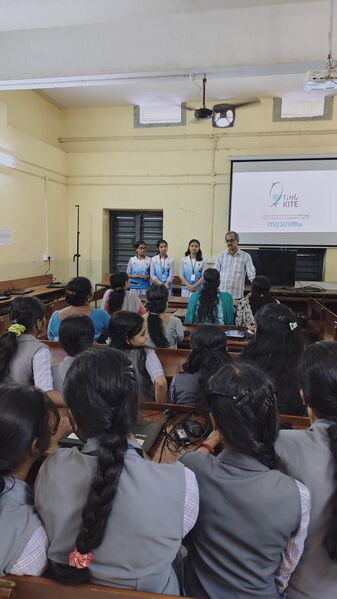 പ്രമാണം:12055 KGD--LK-AIT 1.jpg