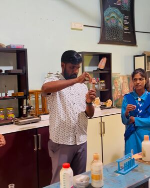 18103 science lab 2.jpg