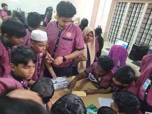 25044 robotic traininig1.jpg