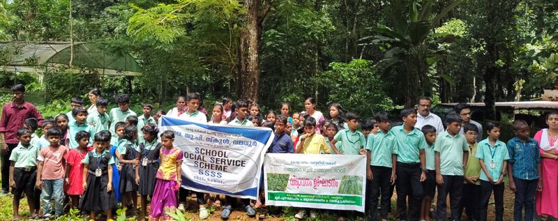 പ്രമാണം:31262- valavoor-vidyavanam1.jpg