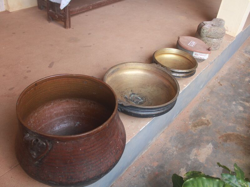 പ്രമാണം:37001-Puravasthu Pradarsanam-7.jpg