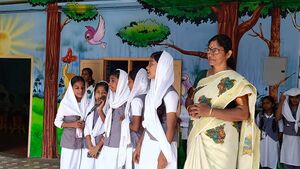 43240 keralapiravi1.jpg