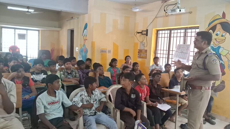 പ്രമാണം:43252 PO 4.jpg