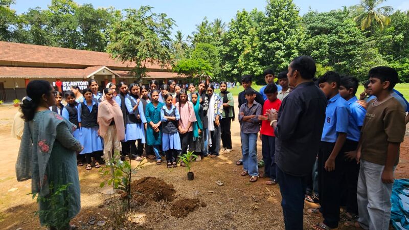 പ്രമാണം:47084 june5.jpeg