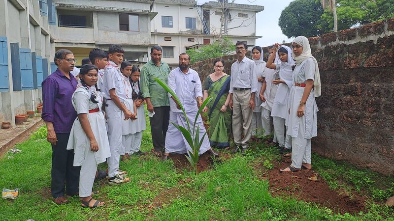 പ്രമാണം:IMg-13017-WA0002 (1).jpg