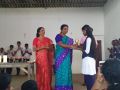 2017 - 18 സംസ്ഥാന സ്പെഷ്യൽ സ്കൂൾ കലോത്സവത്തിൽ ലളിതഗാനം എ ഗ്രേഡ് കരസ്ഥമാക്കിയ രശ്മി.ആർ ന് സ്കൂളിന്റെ ഉപഹാരം നൽകുന്നു