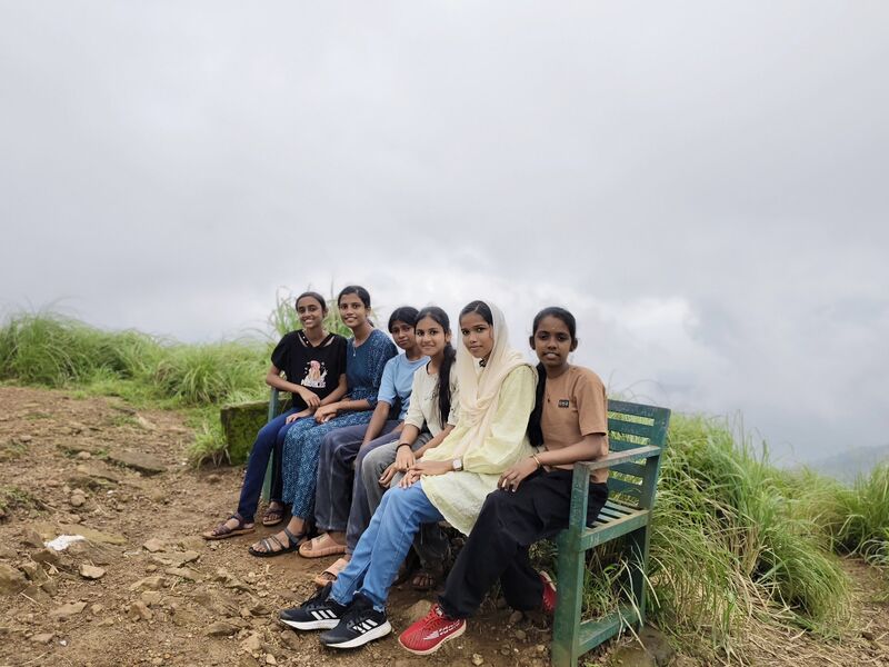 പ്രമാണം:12058 ksgd ranipuram field trip7.jpg