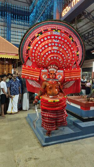 13564 ente gramam Theyyam.jpg