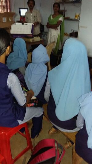 18073-28 hai kuttikoottam.jpg