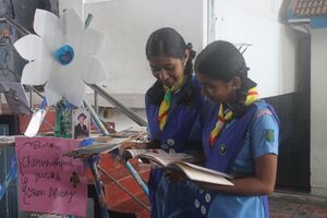 21001 guides reading books 2.JPG