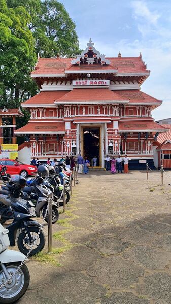 പ്രമാണം:22039 parmekkavu Bhagavathy .jpeg