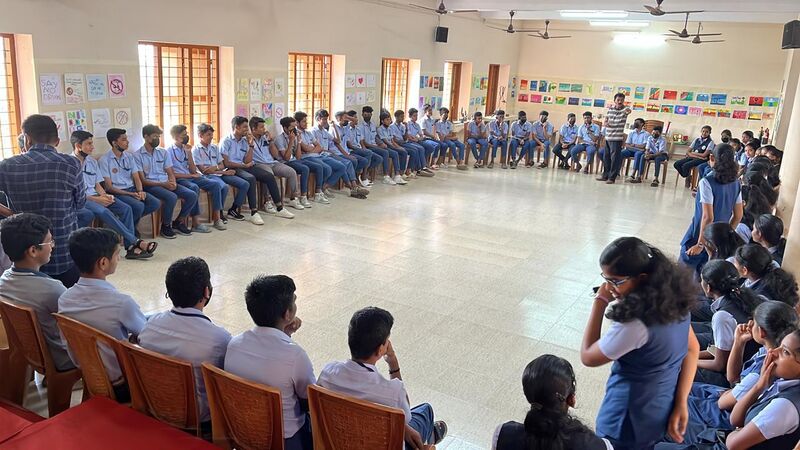 പ്രമാണം:33056 nov30 2.jpeg