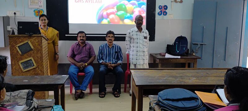 പ്രമാണം:42085 lk school 5.jpg