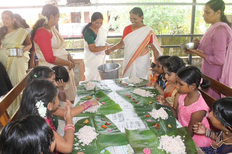 പ്രമാണം:42309-ONAM CELEBRATION.jpg