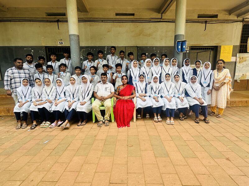 പ്രമാണം:47064lkbatch27.jpg
