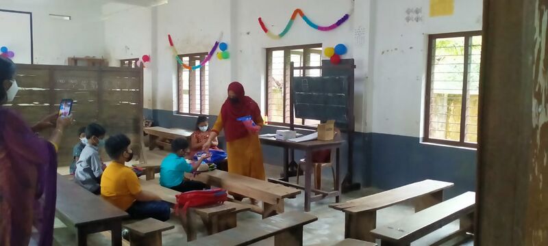 പ്രമാണം:B 35325 8.jpg