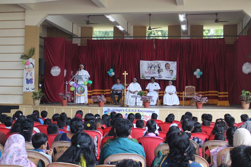 പ്രമാണം:Praveshanolsavam IMG 5569.JPG