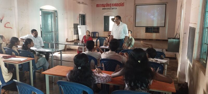 പ്രമാണം:12027 talent search2.jpg