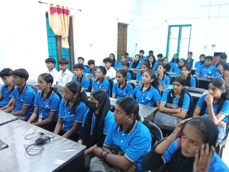 പ്രമാണം:15008 LKcamp.jpeg