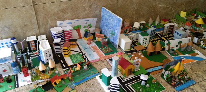 പ്രമാണം:20021 mela.jpg