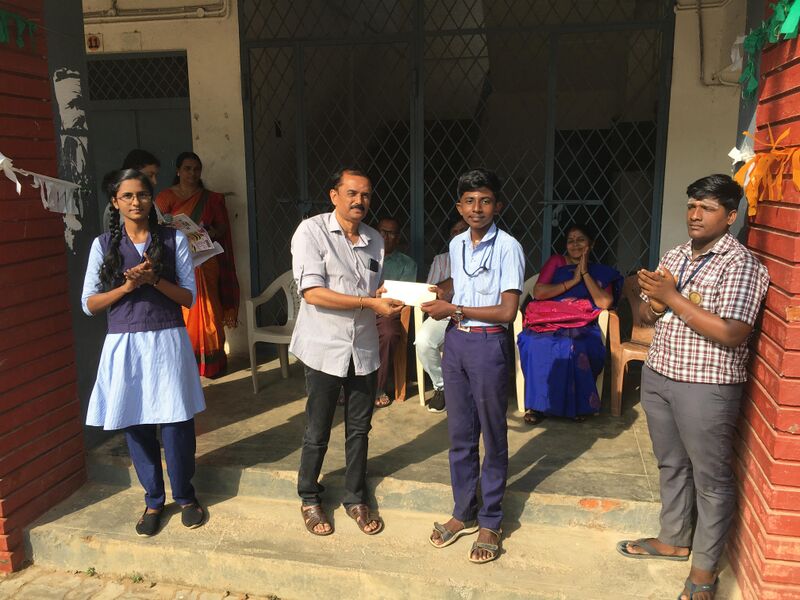 പ്രമാണം:21060 bestoutgoing student1.jpg