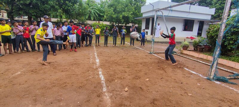 പ്രമാണം:25461-EKM-GOAL2026-BESTKICK5.jpg