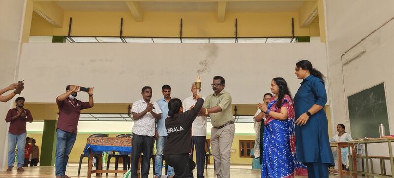 പ്രമാണം:34006 sports deepam 2025.jpg