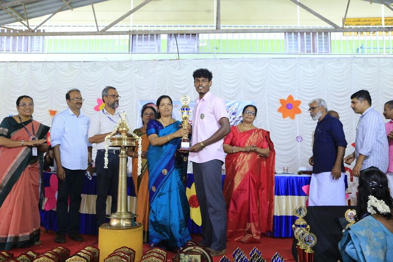 പ്രമാണം:34013 june26d.jpg
