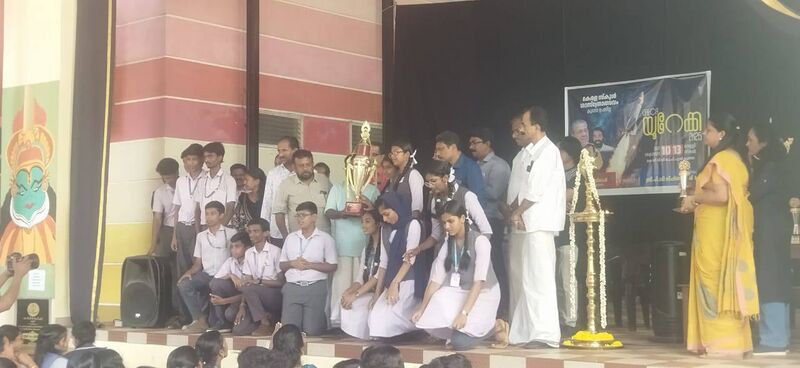 പ്രമാണം:41089 2025SCHOOLSAATHROLSAVAM 3.jpg