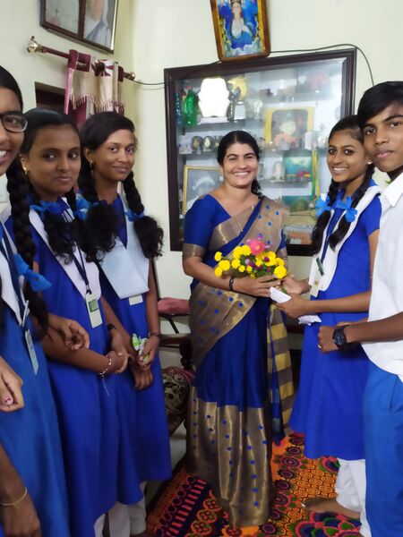 പ്രമാണം:Prathibha 19 35052 1.jpg