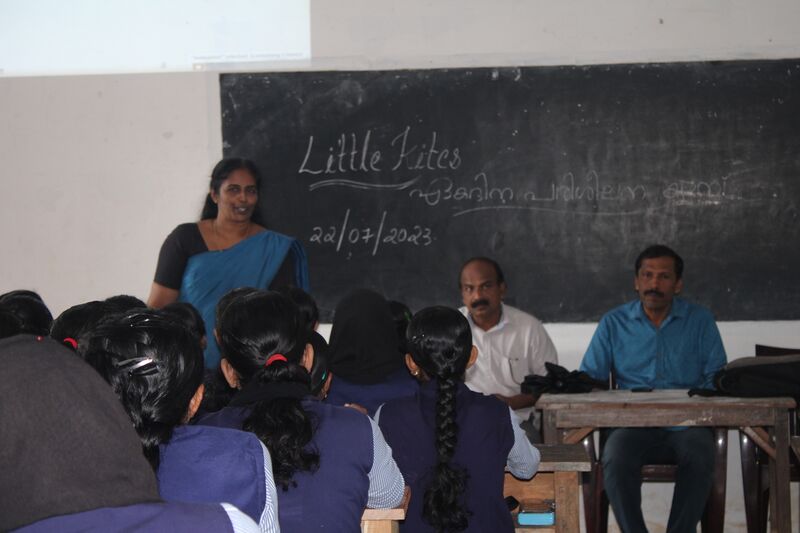 പ്രമാണം:11053 26f.resized.jpg