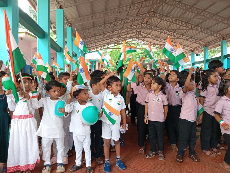 പ്രമാണം:12027 independance aug15 1.jpg