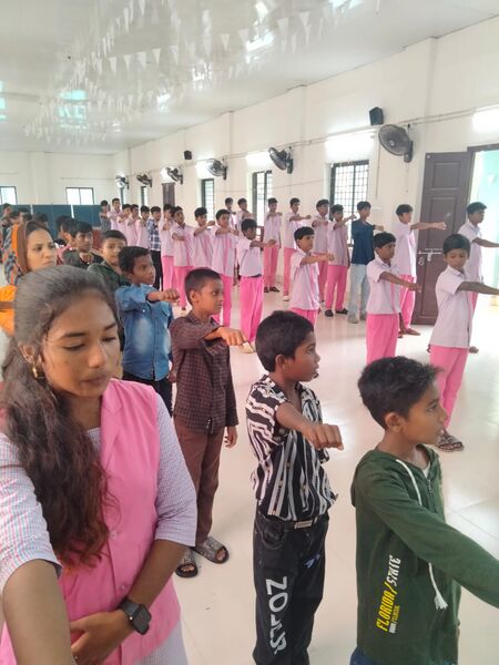 പ്രമാണം:13019 High Tech Auditorium.jpg