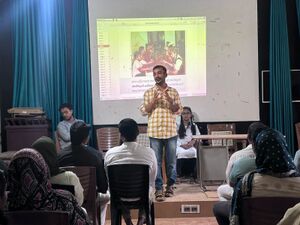 16008-little kites-orientation1.jpeg