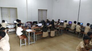 യുപി കമ്പ്യൂട്ടർലാബ്