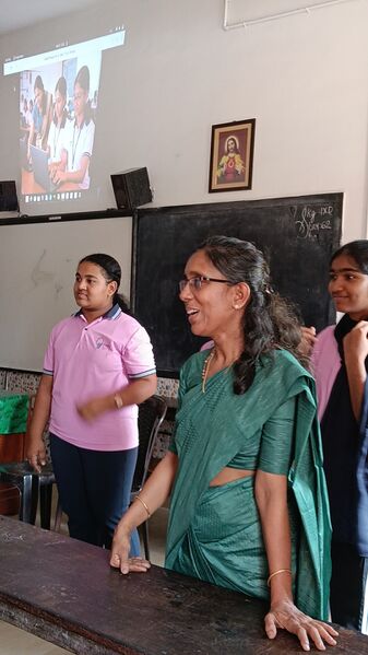 പ്രമാണം:28002-ai class7.jpg