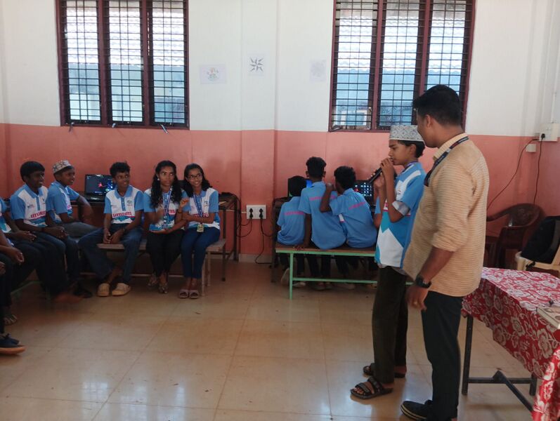 പ്രമാണം:42050 one day camp 1.jpg