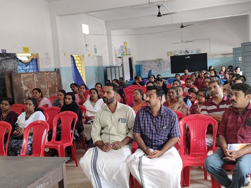 പ്രമാണം:42548 pta gneral meeting.jpg