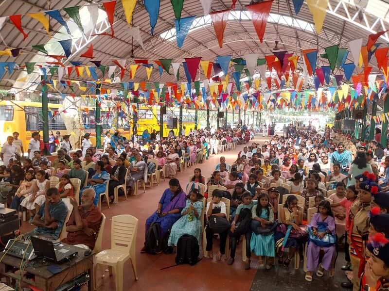 പ്രമാണം:43085 prevesanolsvam 7.jpeg