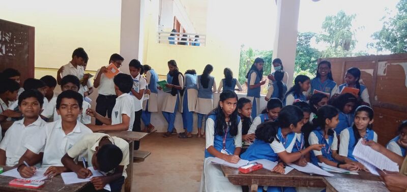 പ്രമാണം:44018 ss 1.jpg