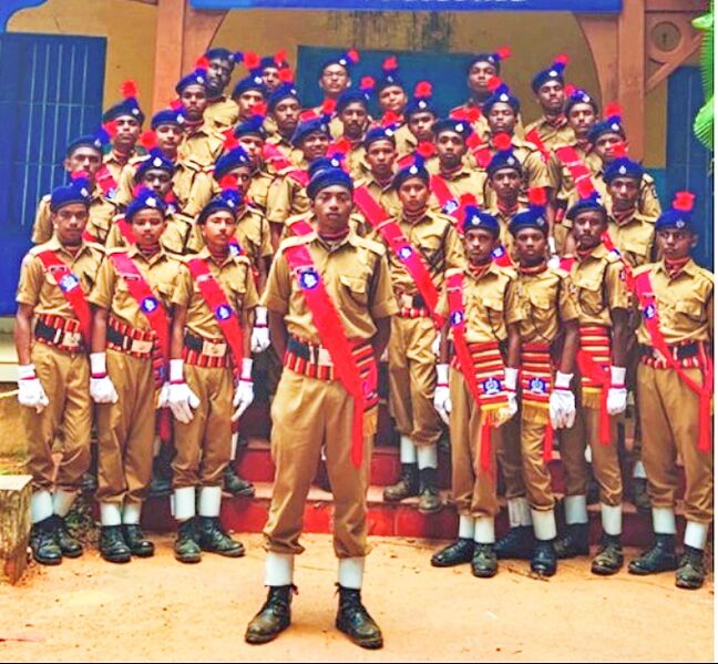 പ്രമാണം:44035 I PARADE 2.jpg