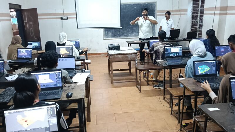 പ്രമാണം:Dt camp 2026 training 5.jpg